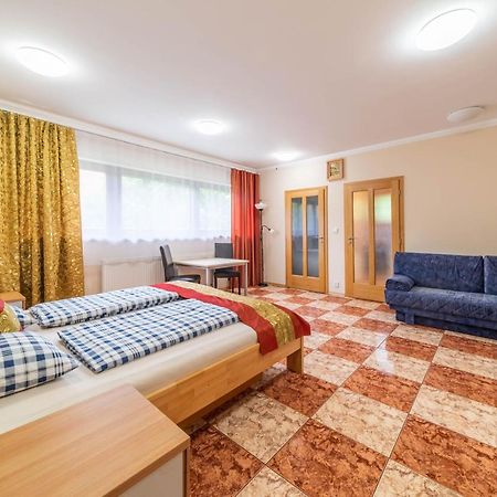 Apartman Blizko Centra Prahy Прага Экстерьер фото